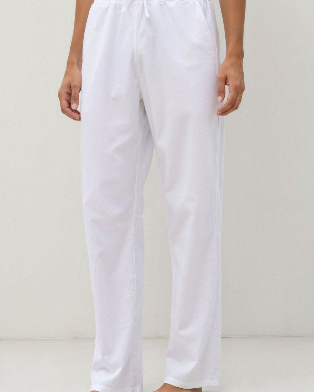 ESSENTIAL LOUNGE PANTS AUS ENTSPANNTER BAUMWOLLE