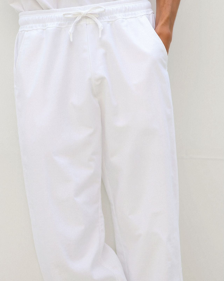 ESSENTIAL LOUNGE PANTS AUS ENTSPANNTER BAUMWOLLE