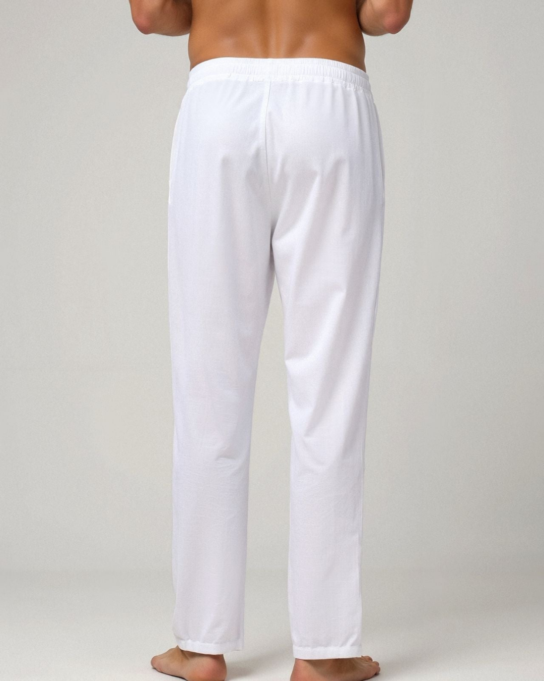 ESSENTIAL LOUNGE PANTS AUS ENTSPANNTER BAUMWOLLE