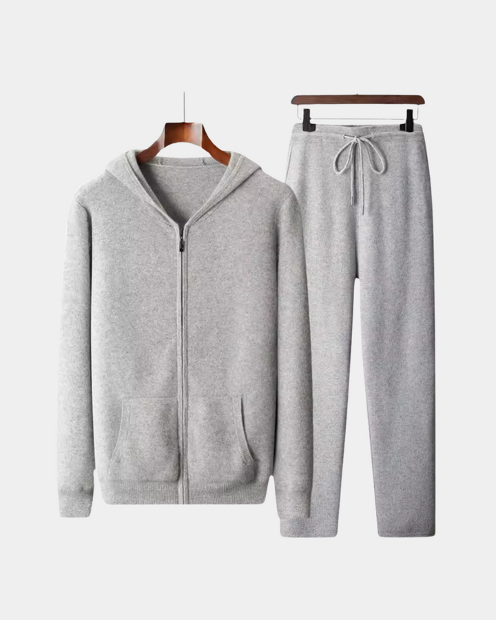 ULTRA-SOFT ZIP HOODIE & JOGGERS SET