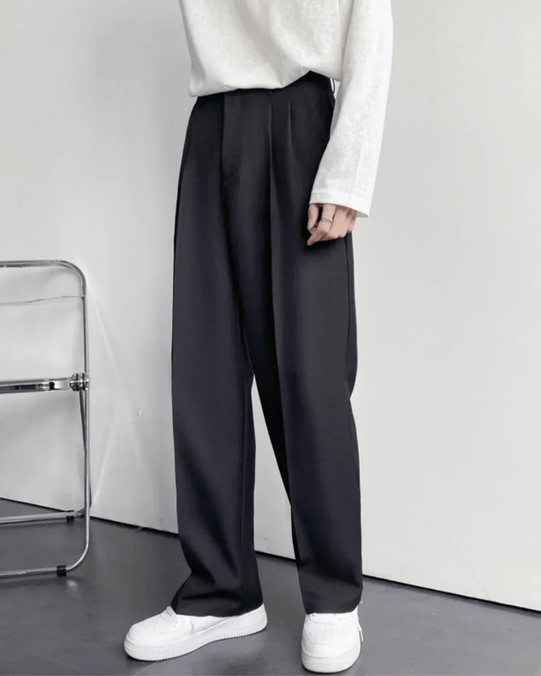 MINIMALIST STRAIGHT-LEG TAILORED TROUSERS