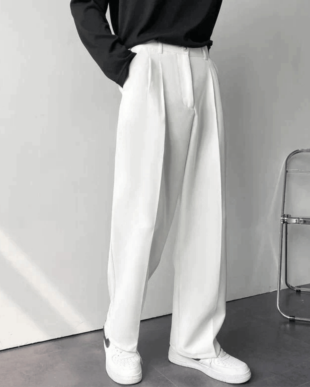 MINIMALIST STRAIGHT-LEG TAILORED TROUSERS