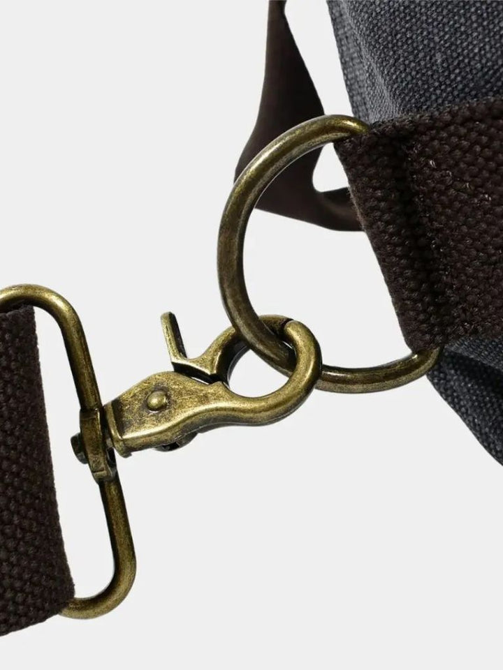 VINTAGE CANVAS TRAVEL DUFFEL