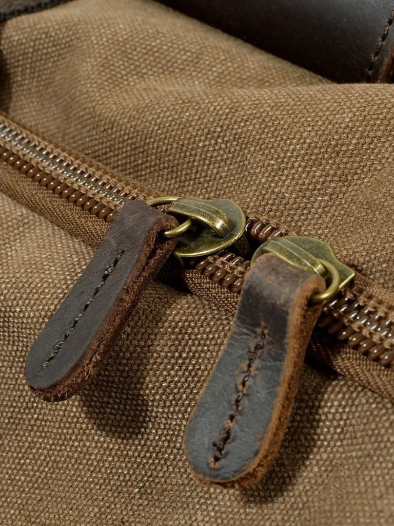 VINTAGE CANVAS TRAVEL DUFFEL