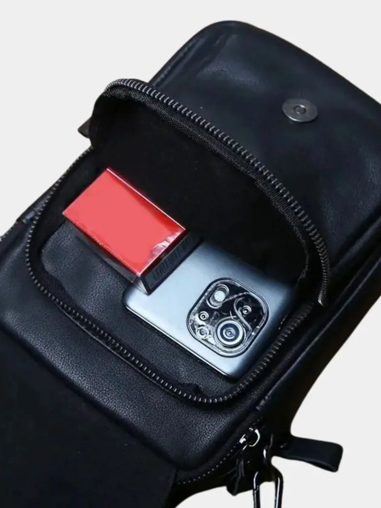 COMPACT URBAN CROSSBODY BAG
