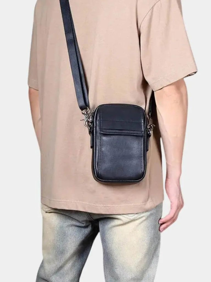 URBAN CROSSBODY UTILITY BAG