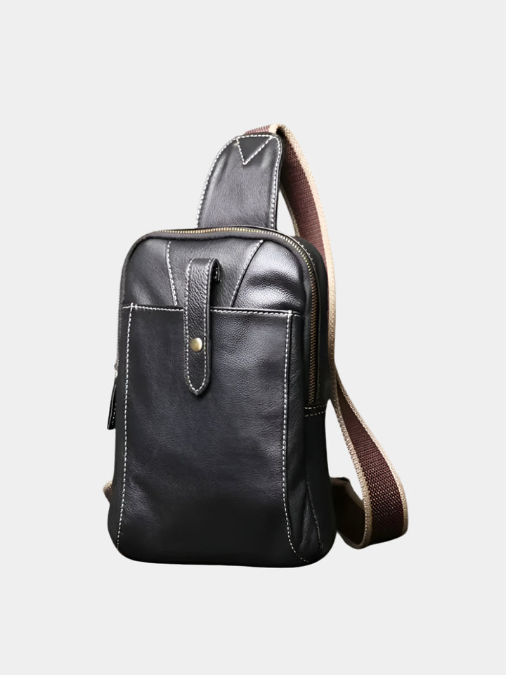 MODERNER SLING-RUCKSACK AUS LEDER