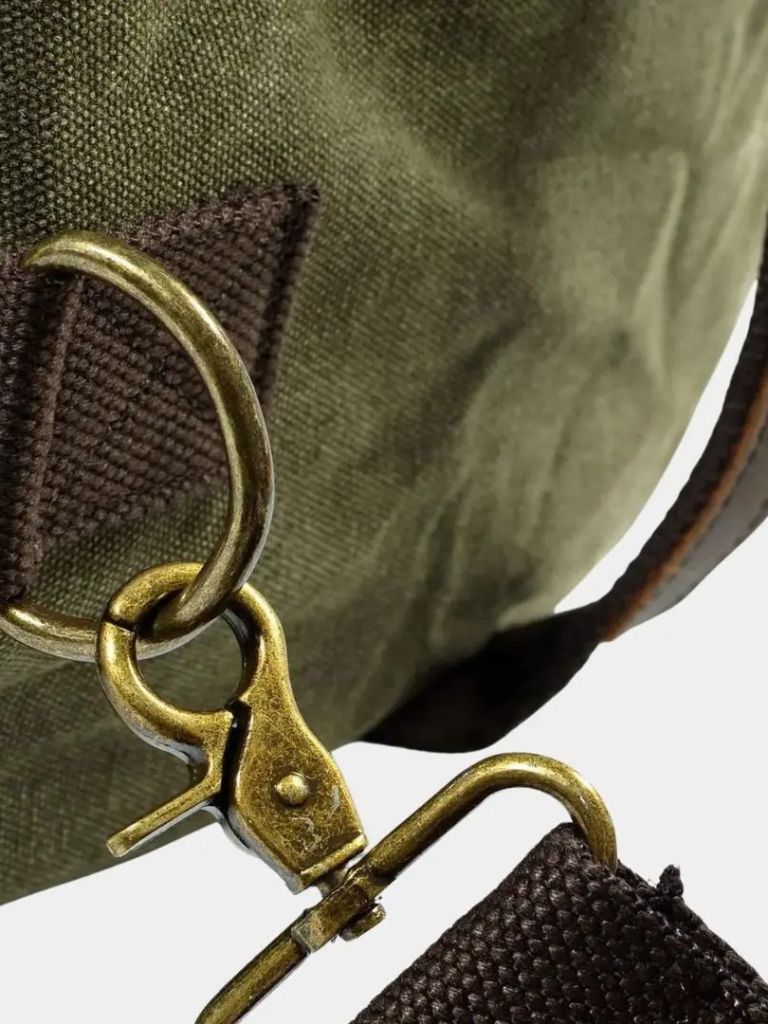 VINTAGE CANVAS TRAVEL DUFFEL