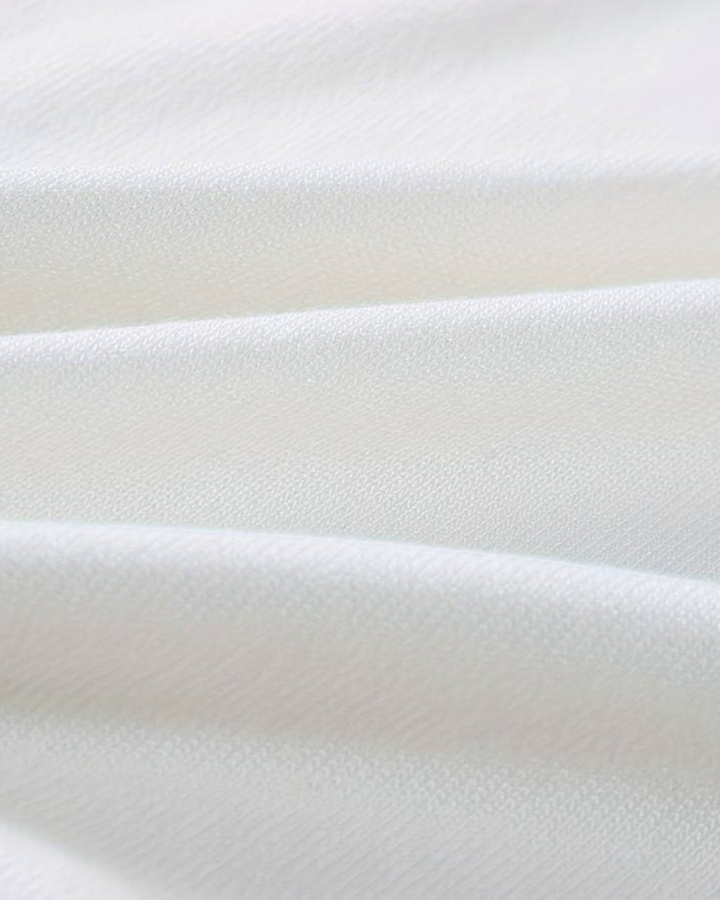 MODERNES REISSVERSCHLUSS-POLO MIT KONTRAST