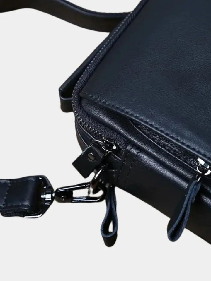 COMPACT URBAN CROSSBODY BAG