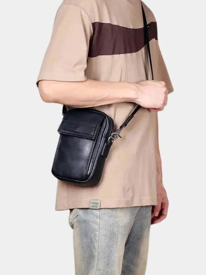 URBAN CROSSBODY UTILITY BAG
