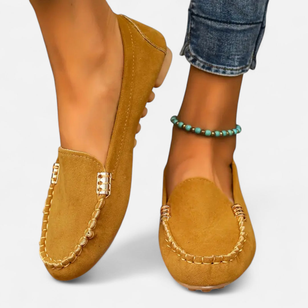 NOMU Lifestyle | Women’s Metal-Accent Loafers – Heritage Charm
