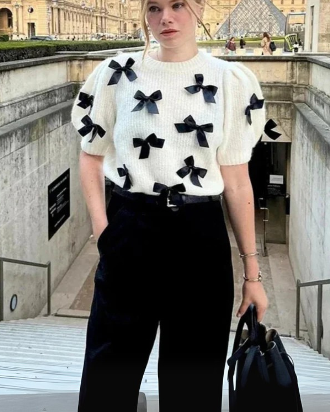BOW EMBELLISHED KNIT TOP