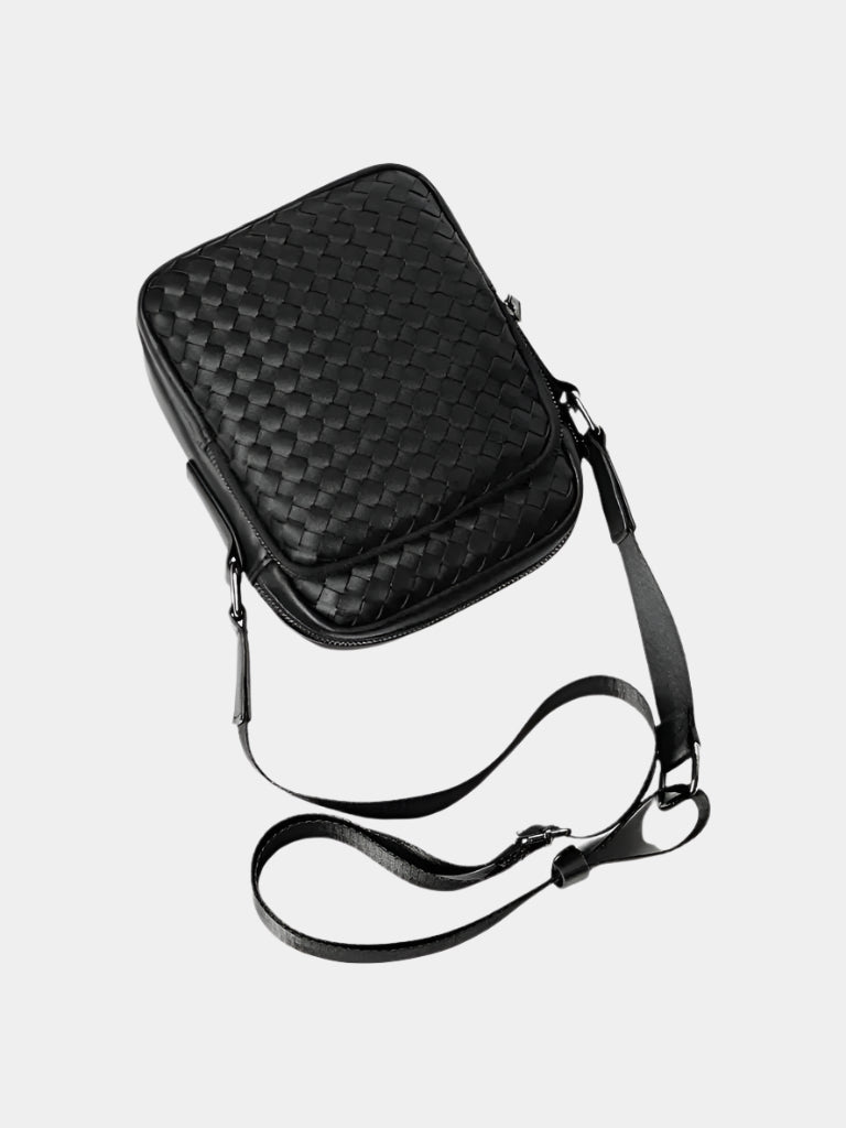 MODERN WOVEN CROSSBODY BAG