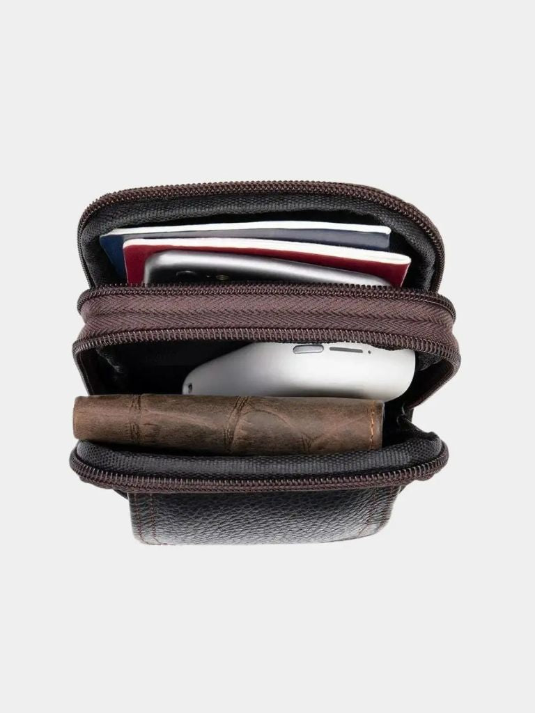 LEDER-GÜRTELTASCHE MIT MEHREREN REISSVERSCHLÜSSEN