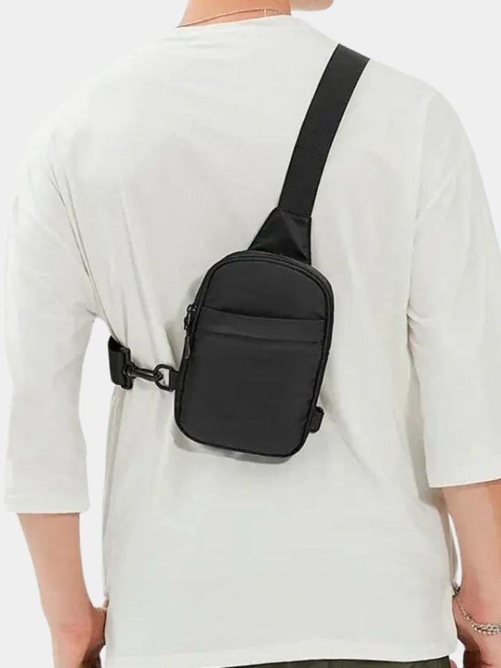 COMPACT SLING CHEST BAG