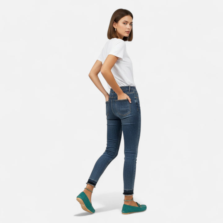 NOMU Lifestyle | Women’s Metal-Accent Loafers – Heritage Charm