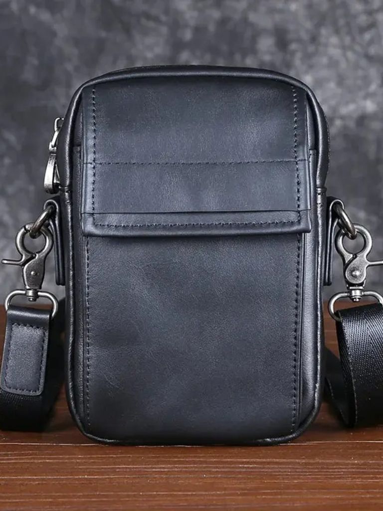 URBAN CROSSBODY UTILITY BAG
