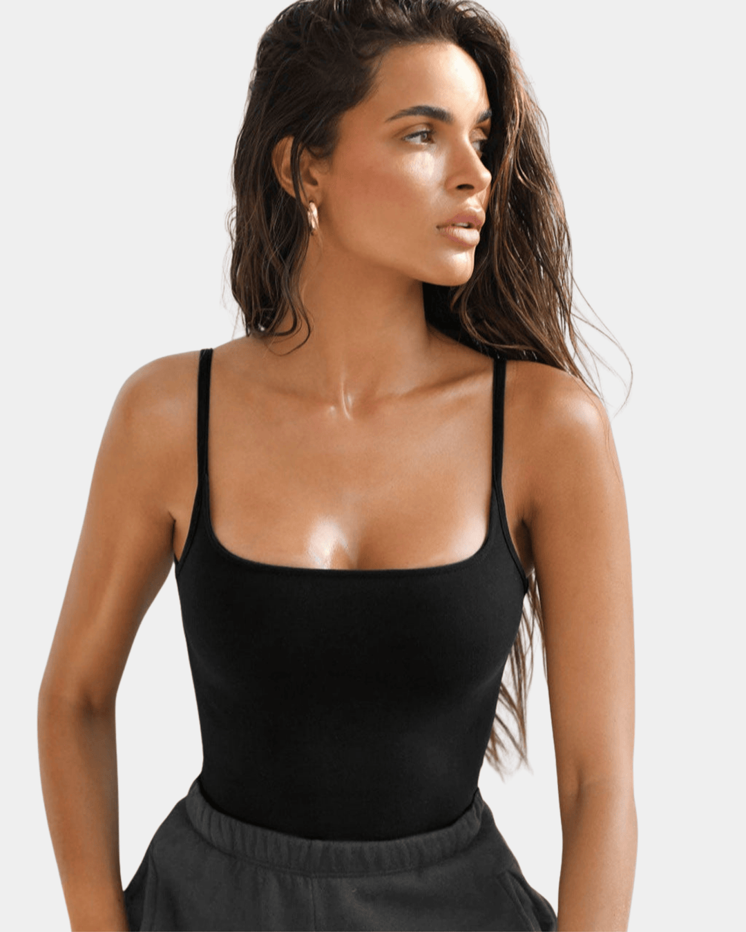 BASIC SEAMLESS CAMI TOP