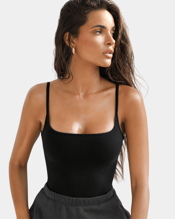 BASIC SEAMLESS CAMI TOP