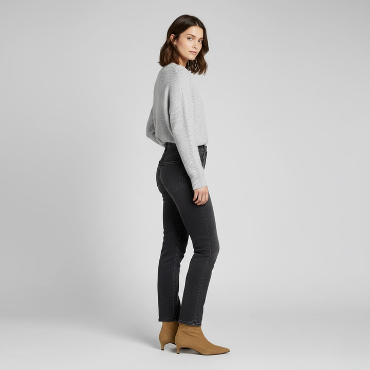 Women’s Vintage Pointed-Toe Ankle Boots – Low Heel Elegance