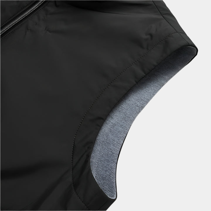 MINIMALIST PERFORMANCE VEST