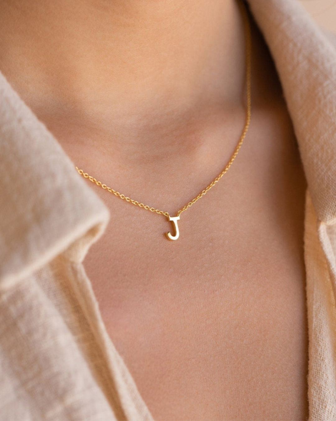 GOLD INITIAL NECKLACE