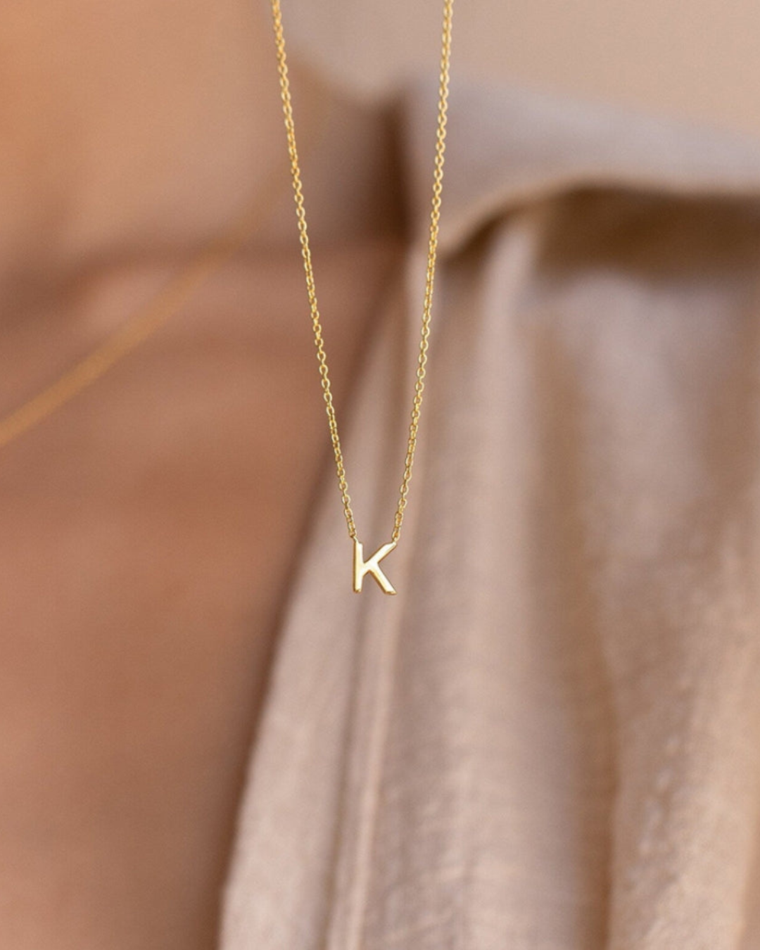 GOLD INITIAL NECKLACE