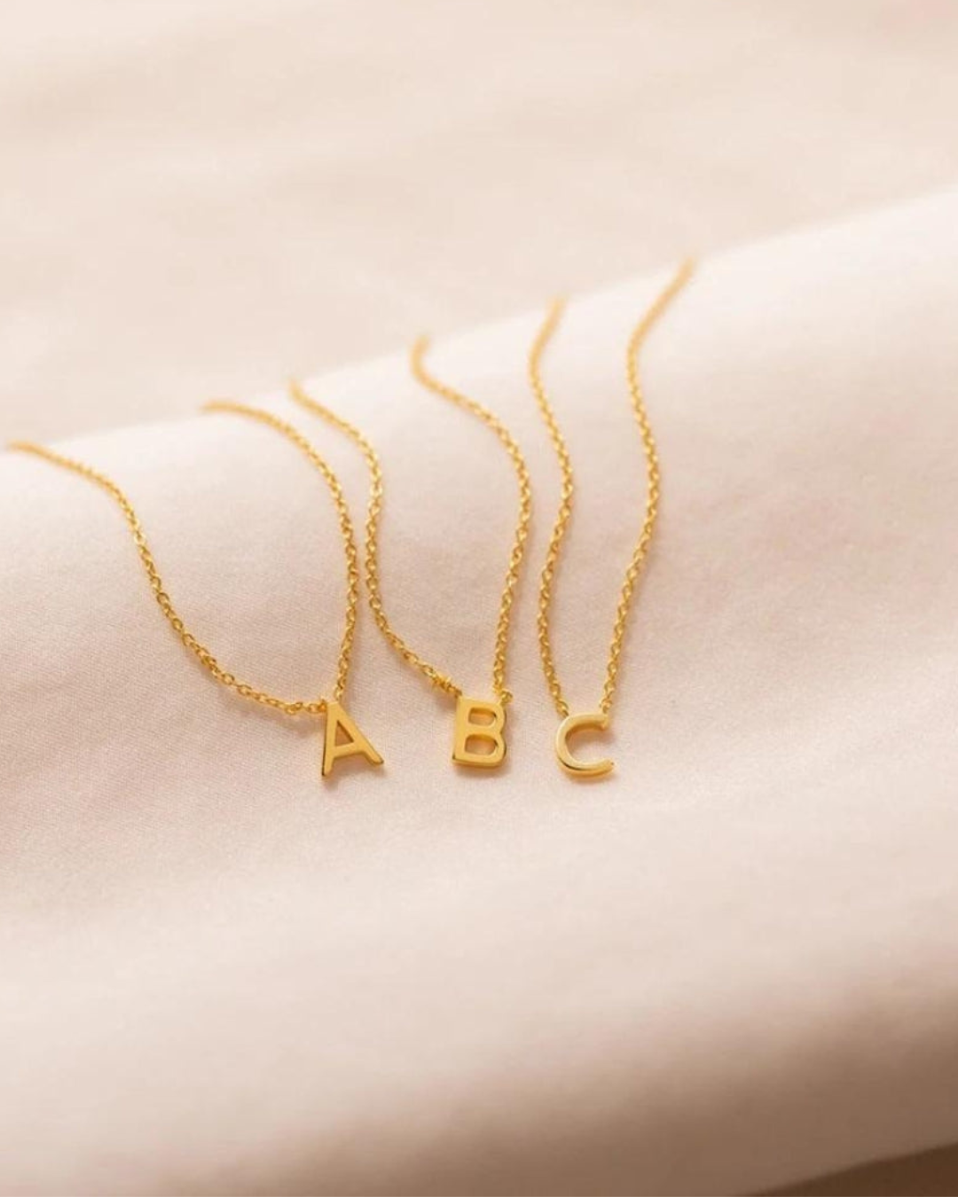 GOLD INITIAL NECKLACE