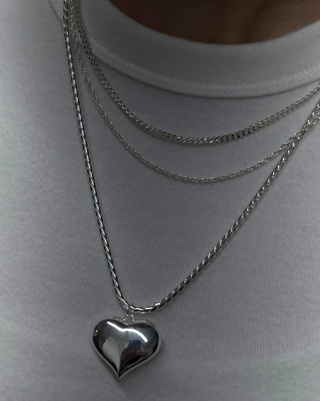 GOLDEN GLAM CHAIN NECKLACE