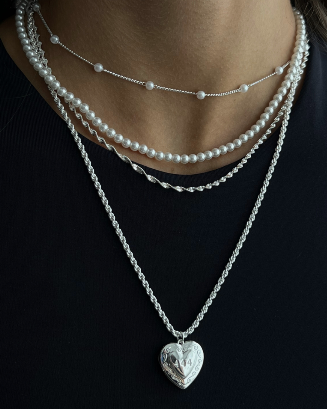 ELEGANT PEARL DROP CHAIN NECKLACE