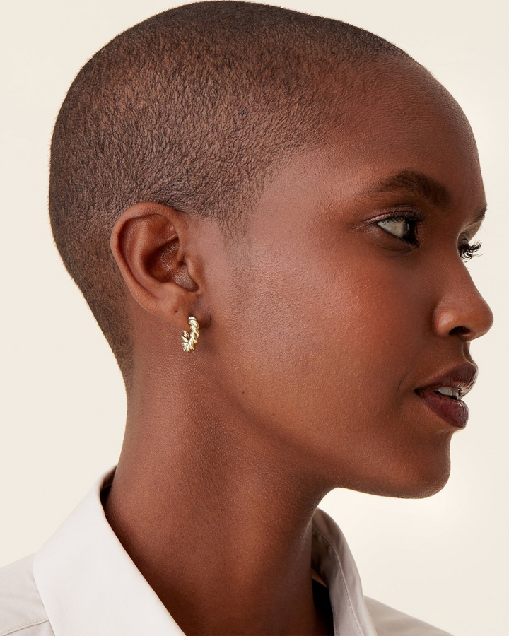 BOLD TWISTED HOOP EARRINGS