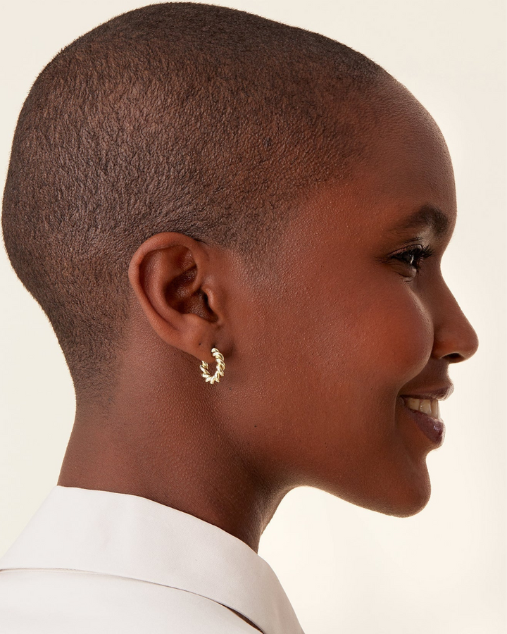 BOLD TWISTED HOOP EARRINGS
