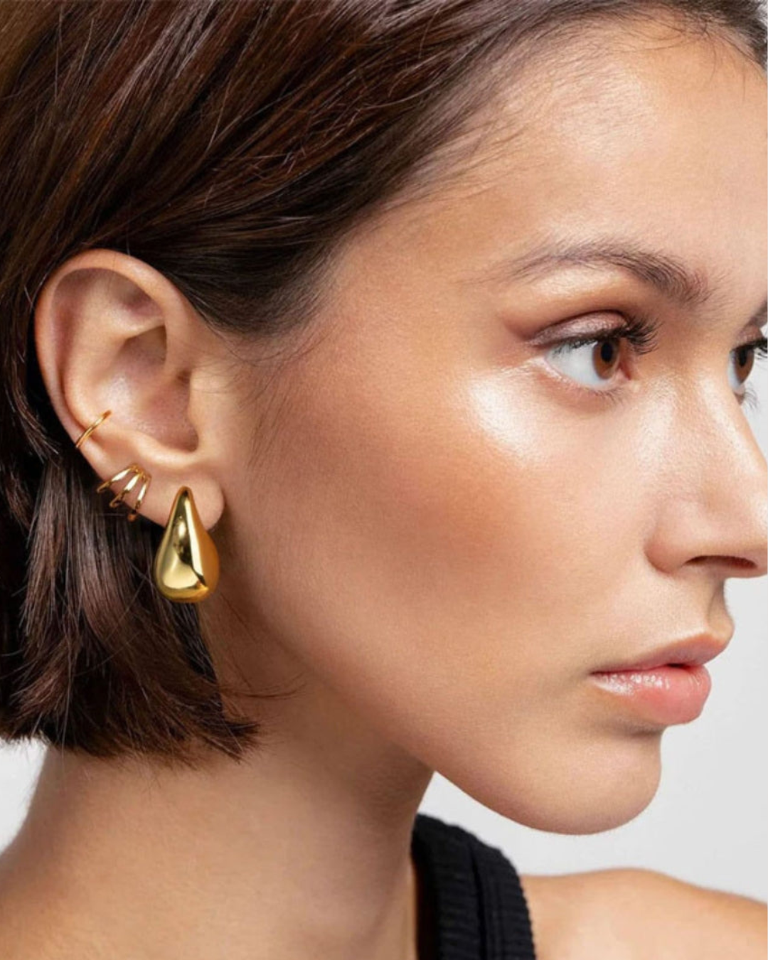 MODERN MUSE TEARDROP STUDS