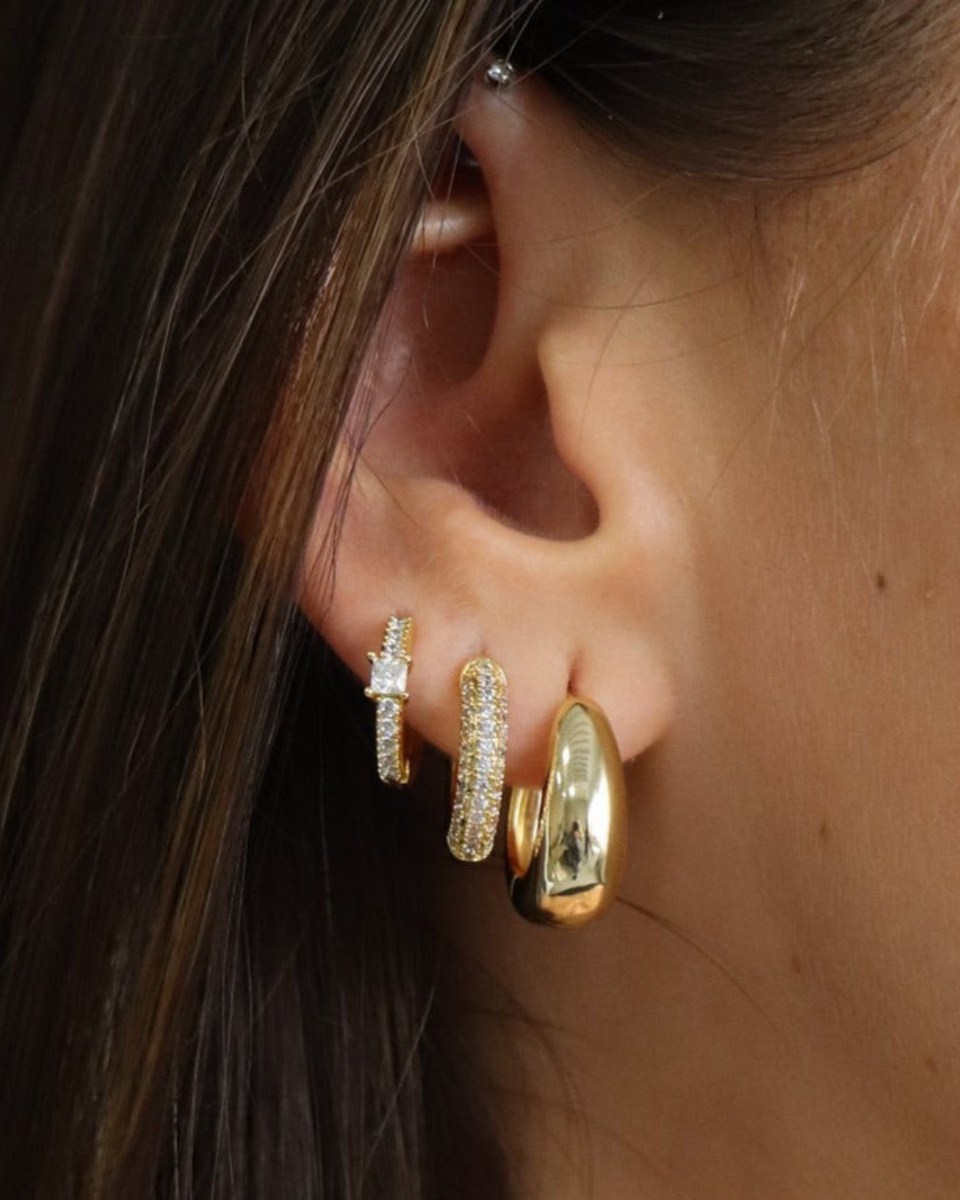 BOLD DOME HUGGIE HOOPS