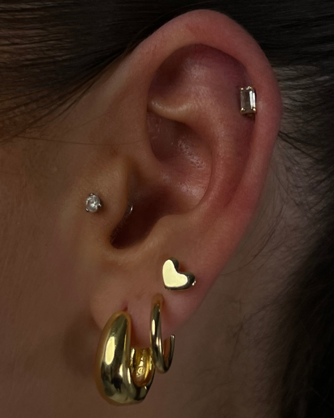 BOLD DOME HUGGIE HOOPS