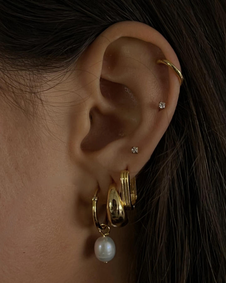 BOLD DOME HUGGIE HOOPS