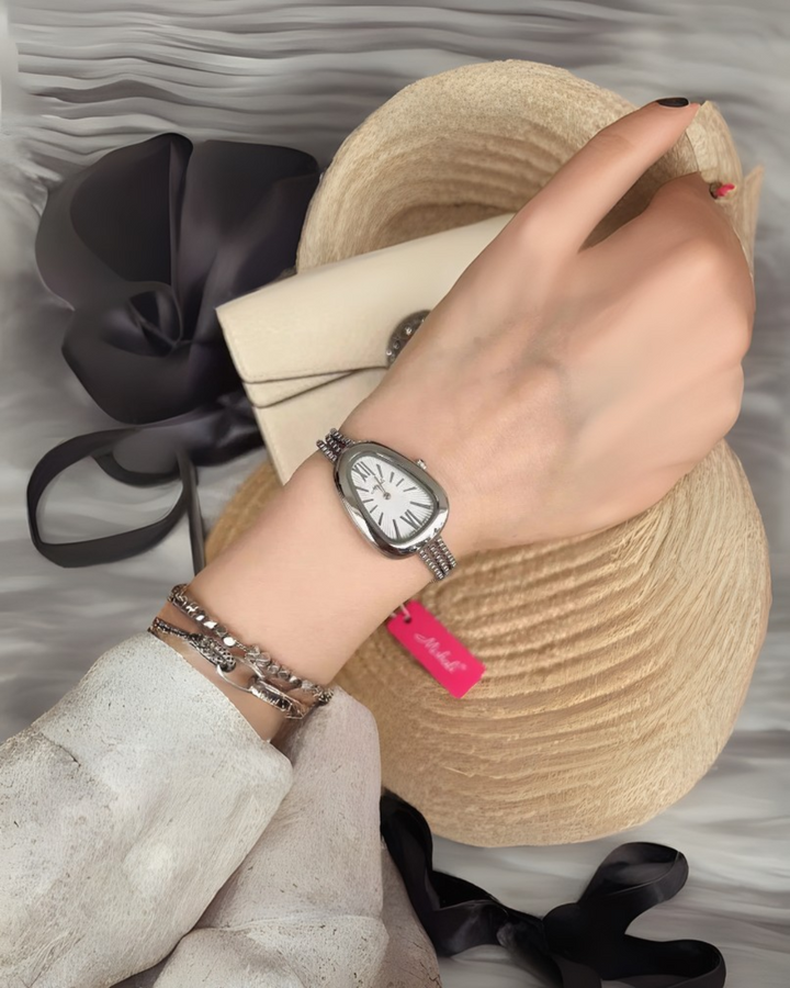SURREAL CURVE METAL WATCH
