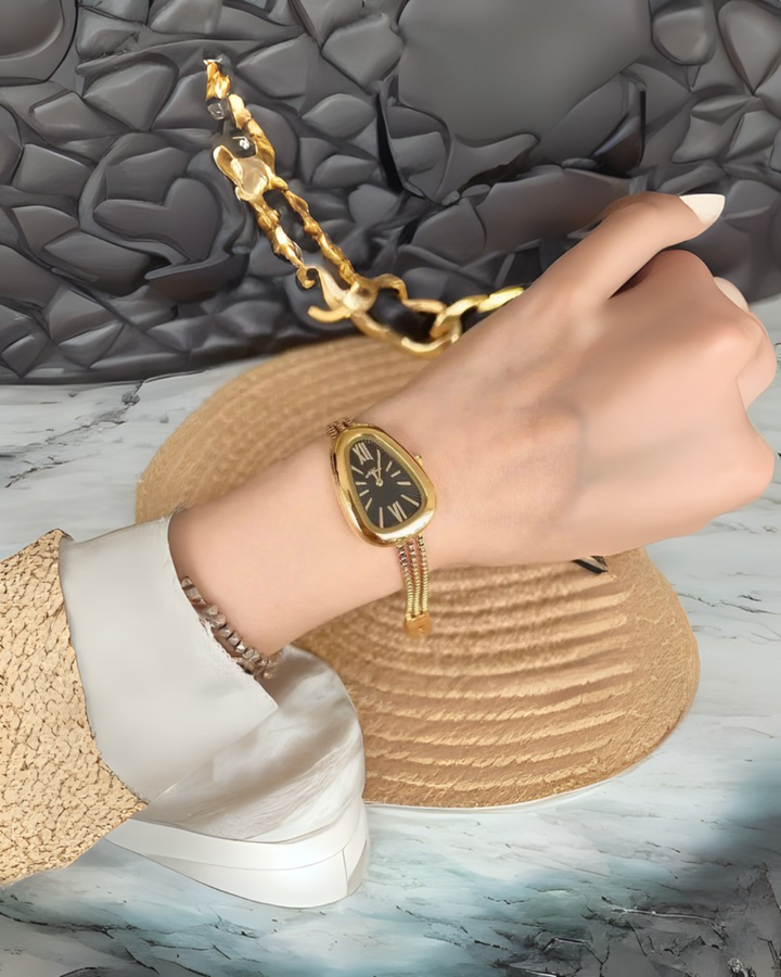 SURREAL CURVE METAL WATCH