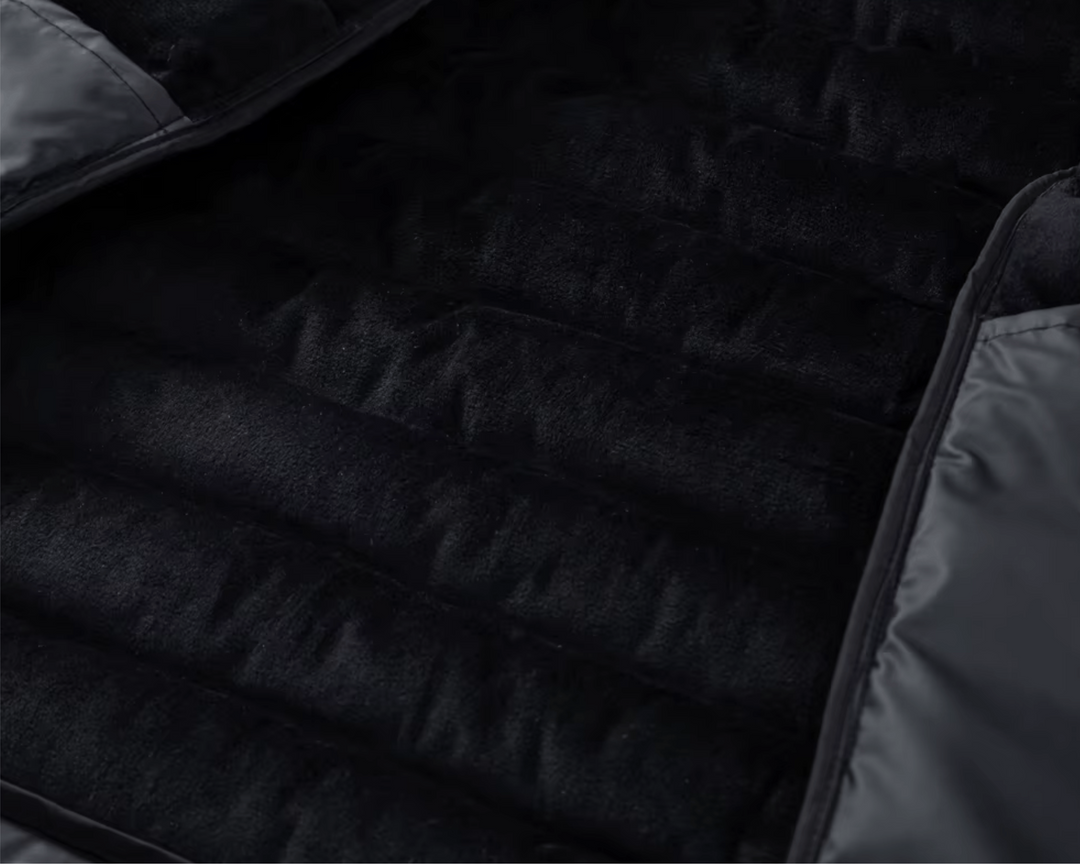 ZWEIFARBIGE KAPUZENJACKE MIT PUFFER