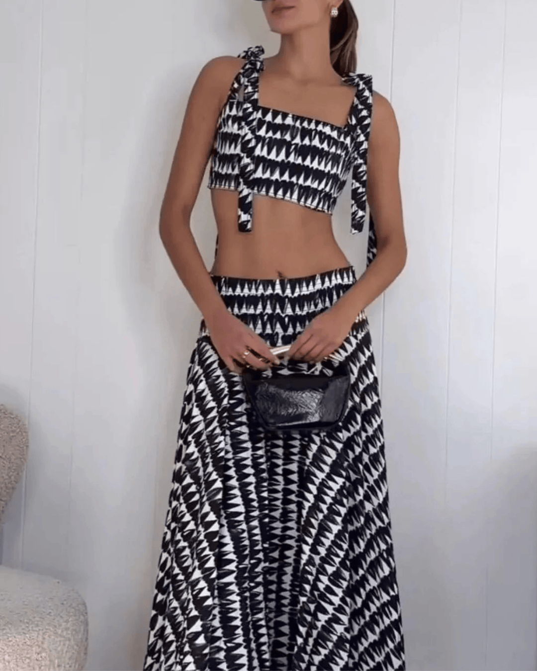PRINTED CROP TOP AND MIDI SKIRT SET