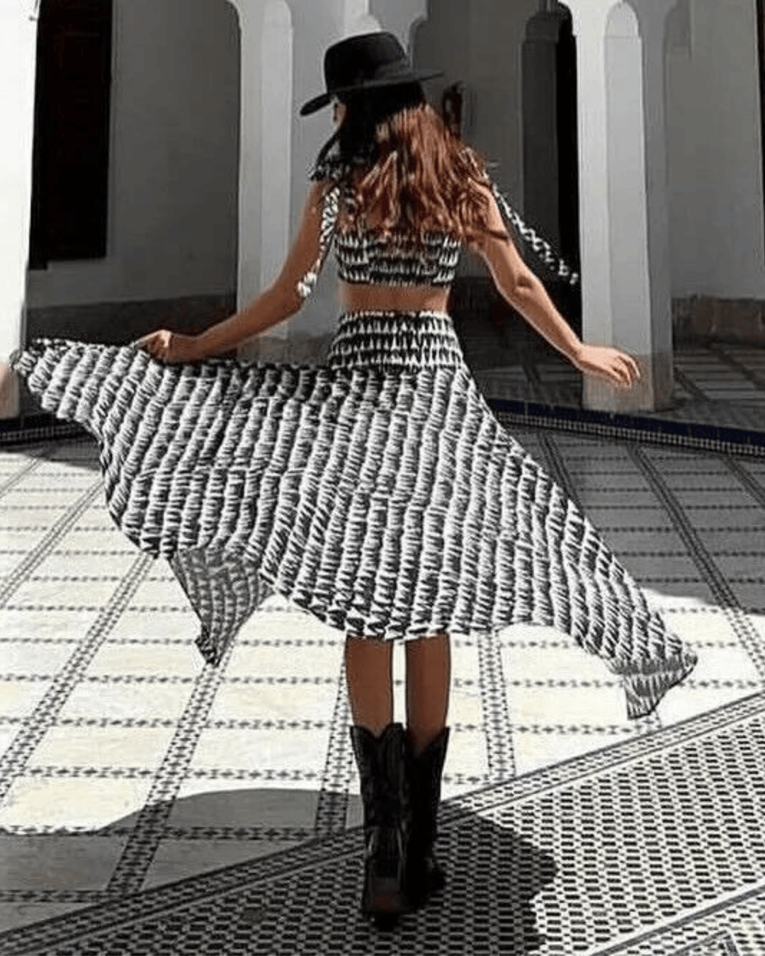 PRINTED CROP TOP AND MIDI SKIRT SET