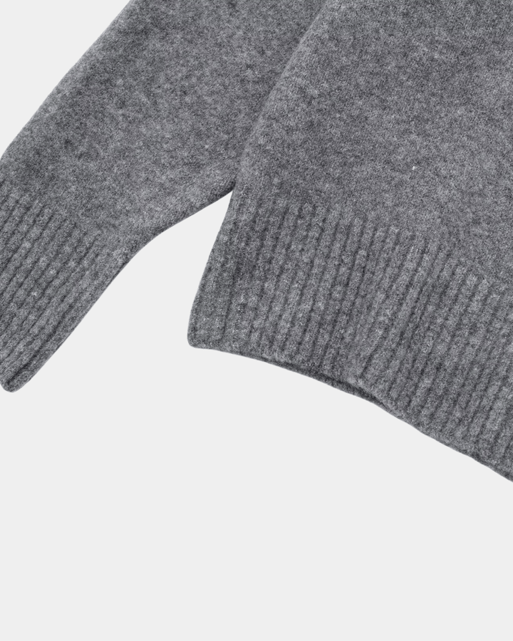 COZY CREWNECK SWEATER