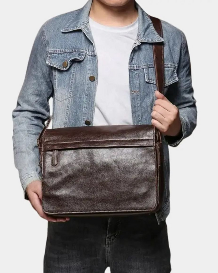 VINTAGE-KURIERTASCHE AUS LEDER