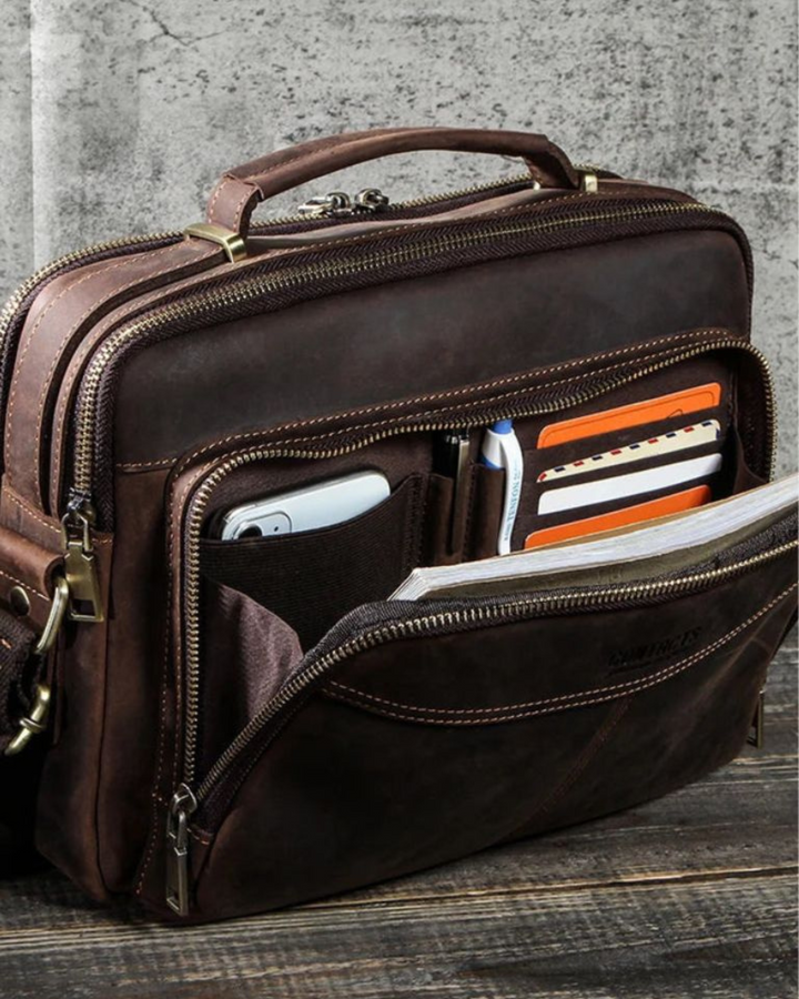 EXECUTIVE VINTAGE LEATHER LAPTOP BRIEFCASE