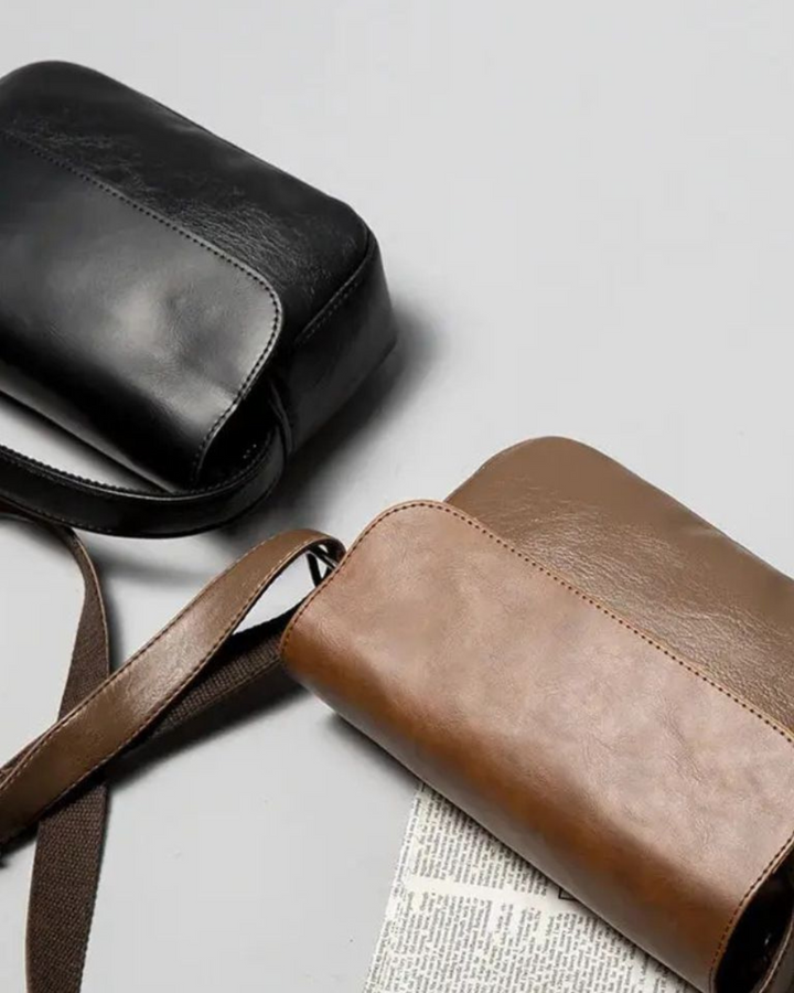 CROSSBODY-TASCHE AUS WEICHEM LEDER MIT ÜBERSCHLAG