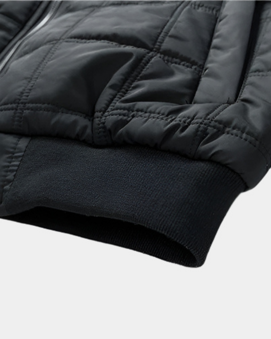 MODERNE BOMBERJACKE MIT GITTERMUSTER