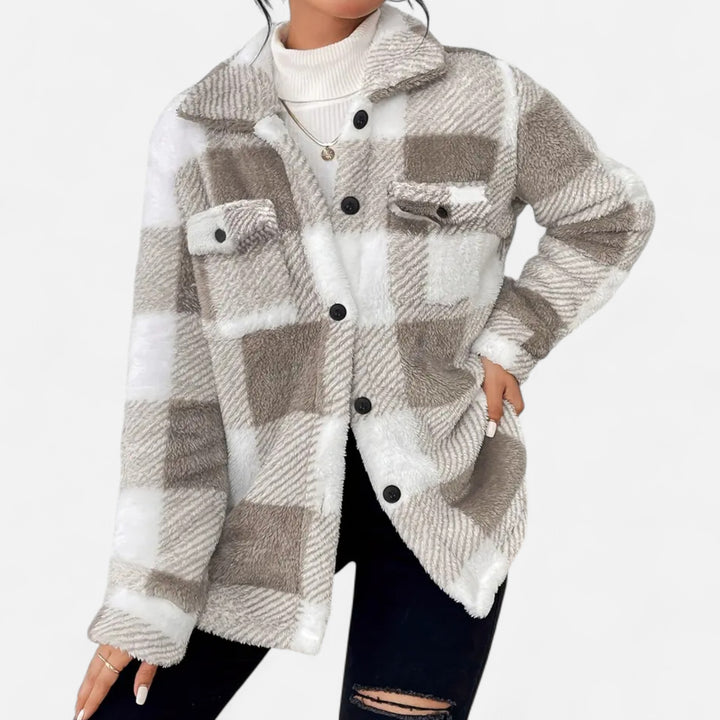 NOMU Lifestyle | Women’s Plush Fleece Coat – Timeless Elegance